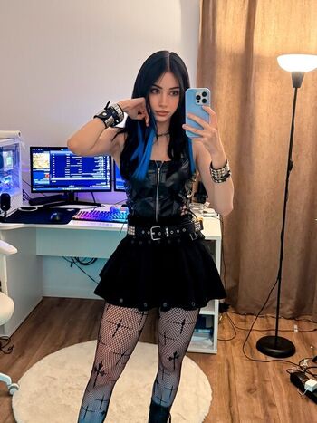 Leaked Izabell tv private photo viral onlyfans