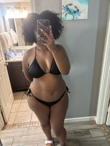 Leaked Izzbizz private photo viral onlyfans