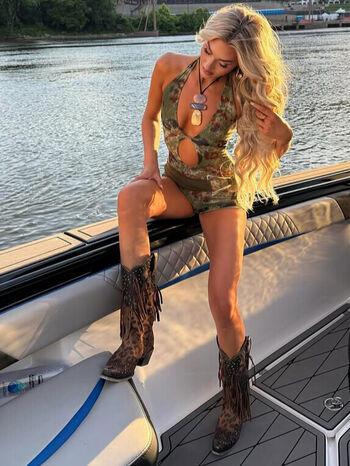 Leaked Izzi dame page private photo viral onlyfans