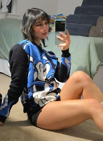 Leaked Izziibel private photo viral onlyfans
