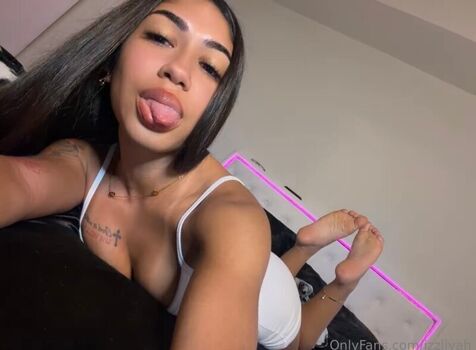 izzliyah_