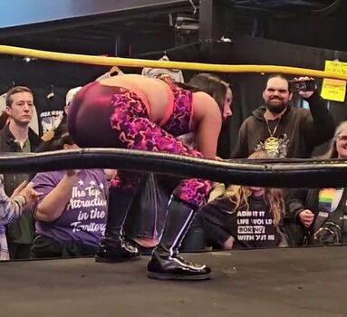 Izzy Moreno / ItsIzzyMania