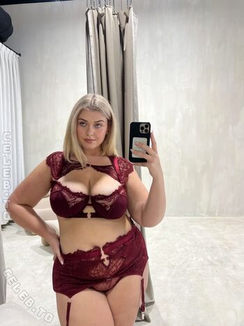 Leaked Izzy nicholls private photo viral onlyfans