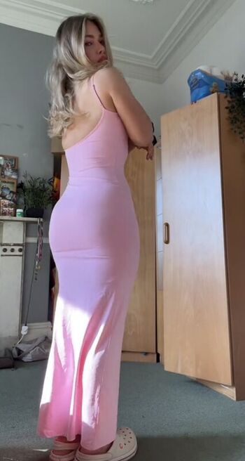 Leaked Izzy swin private photo viral onlyfans