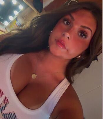 Leaked Izzy tuchman private photo viral onlyfans