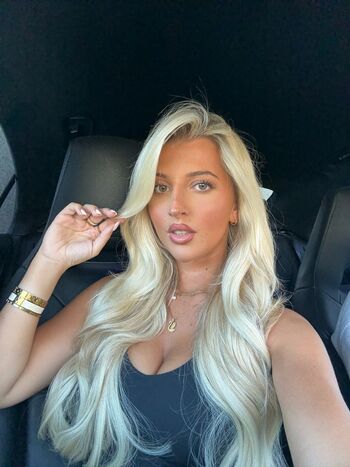 Leaked Izzytaffs private photo viral onlyfans