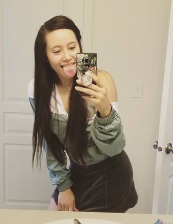 Leaked Jackiee elana chan private photo viral onlyfans