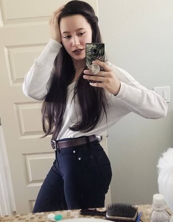 jackiee_elana_chan