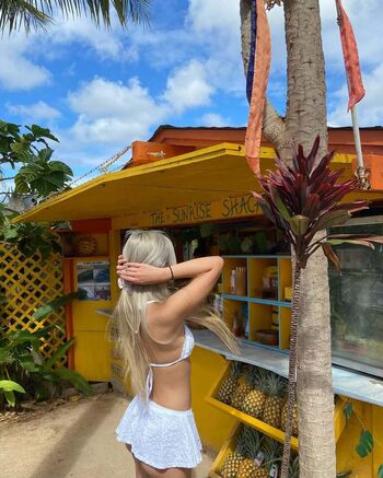 Leaked Jackiereyz private photo viral onlyfans