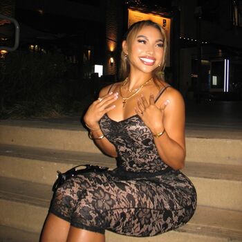 Jacqueline G Castro