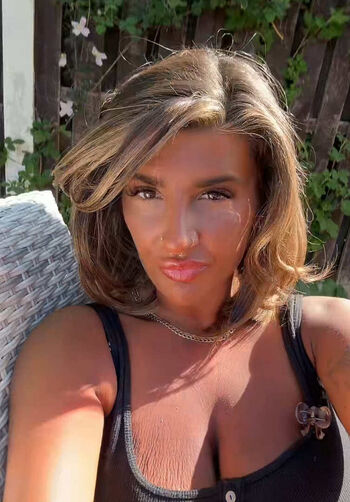 Leaked Jade barraclough private photo viral onlyfans