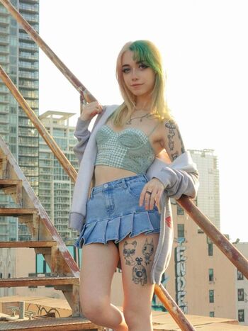 Leaked Jade iluvmeww private photo viral onlyfans
