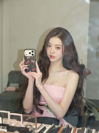 Leaked Jang won young page private photo viral onlyfans
