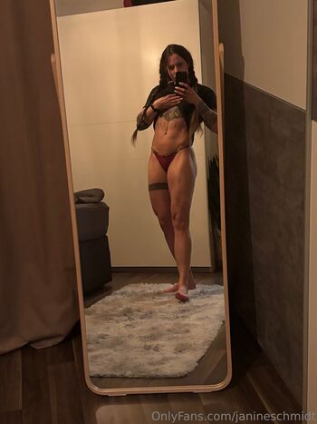 Leaked Janine schmidt private photo viral onlyfans