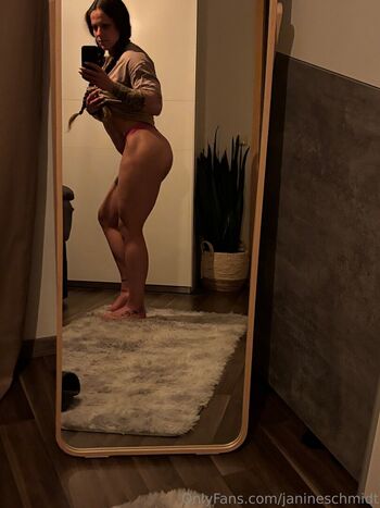 Leaked Janine schmidt private photo viral onlyfans