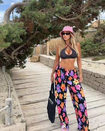 Leaked Janine wiggert page private photo viral onlyfans