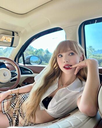 Leaked Jannine weigel private photo viral onlyfans
