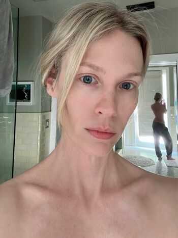 Leaked January jones private photo viral onlyfans