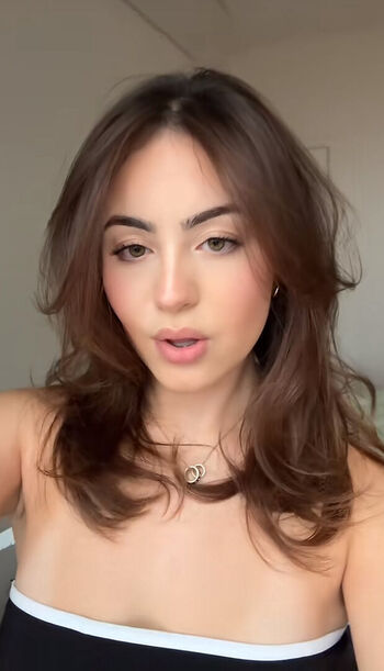 Jasmine Aveiro