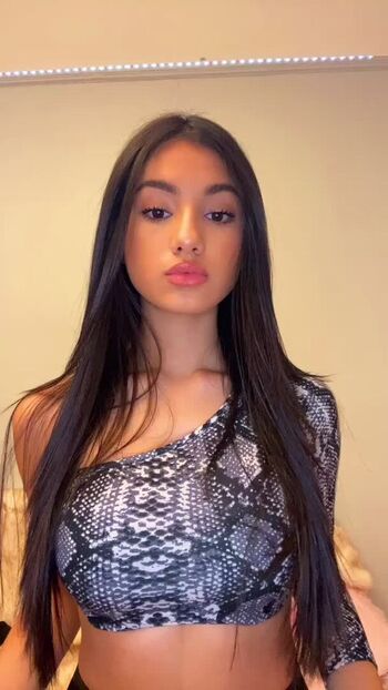 jasmine_enriquez