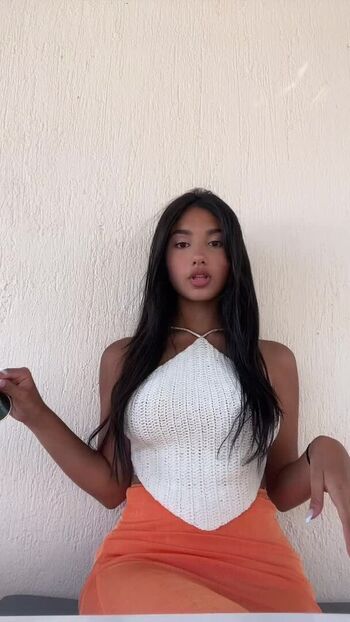 jasmine_enriquez