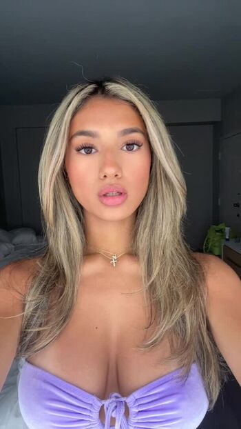 jasmine_enriquez