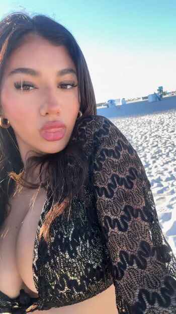 jasmine_lillyyyy
