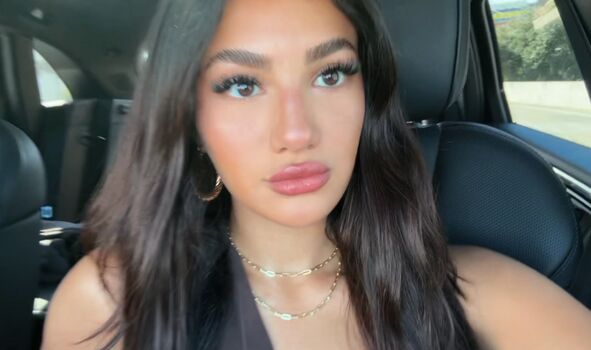 jasmine_lillyyyy