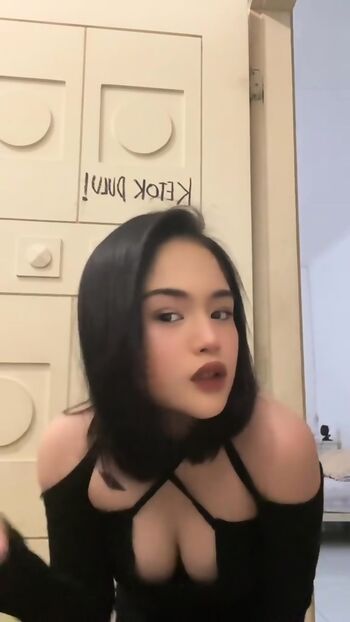 Leaked Jeje slebew private photo viral onlyfans