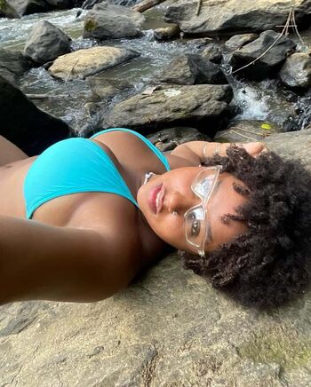Leaked Jellievissee private photo viral onlyfans