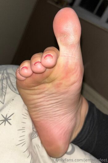Leaked Jemsbigfeet private photo viral onlyfans
