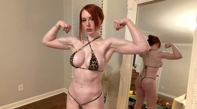 Jenna Lynn Meowri