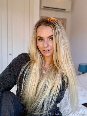 Jenni Blue 