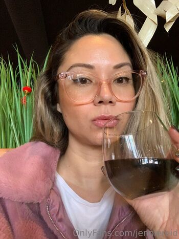 Leaked Jenniereid private photo viral onlyfans