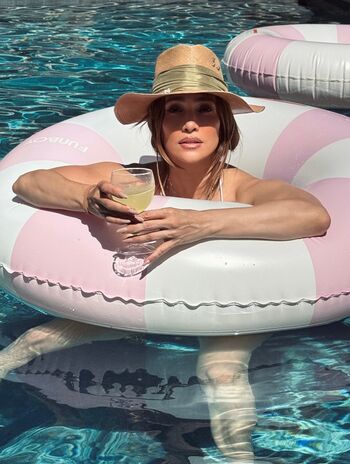 Leaked Jennifer lopez  page private photo viral onlyfans