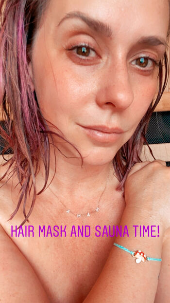 Jennifer Love Hewitt