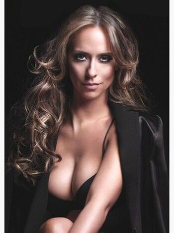 Jennifer Lovehewitt