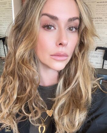 Leaked Jenniferlove private photo viral onlyfans