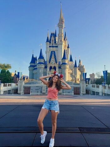Leaked Jenny hoyos page private photo viral onlyfans