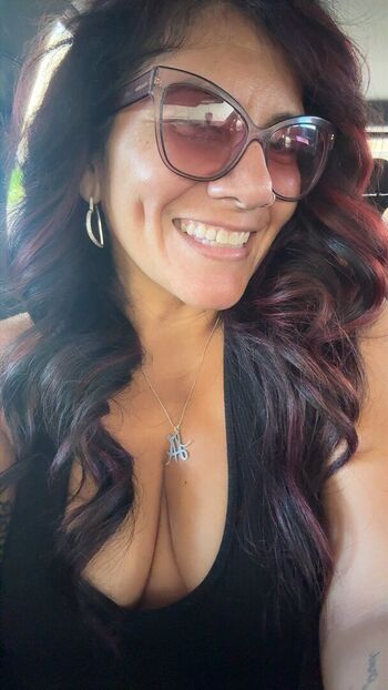 Jenny Simone
