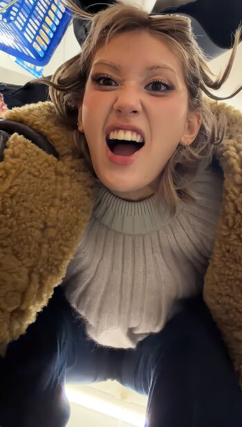 Jeon Somi/ENNIK SOMI