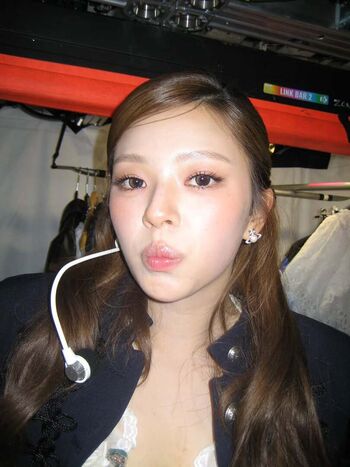 Leaked Jeongyeon private photo viral onlyfans