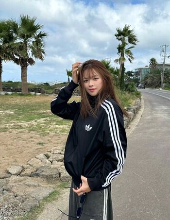 Leaked Jeongyeon private photo viral onlyfans