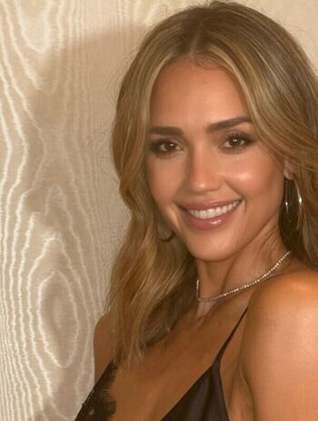 Leaked Jessica alba private photo viral onlyfans