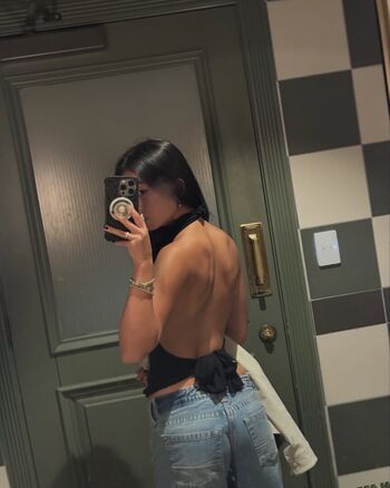 Leaked Jessicaoskam private photo viral onlyfans