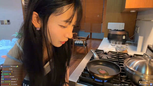 Leaked Jinnytty page private photo viral onlyfans