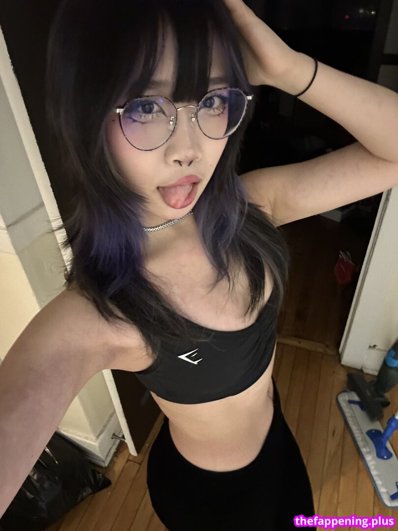 Janet He / https: / jjanethe / jjanethee / jjanether6 Naakte OnlyFans Foto #22