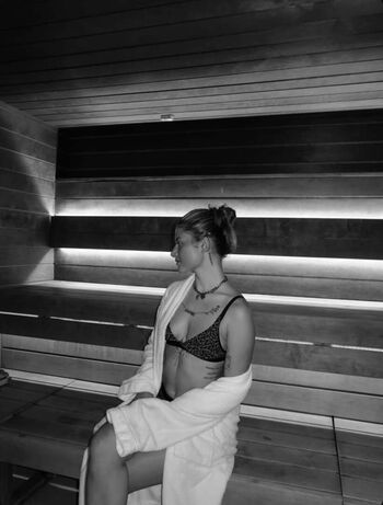 Leaked Caroline vreeland / private photo viral onlyfans