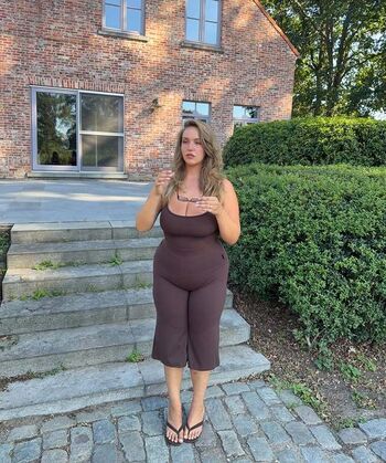 Leaked Joannvdherik private photo viral onlyfans