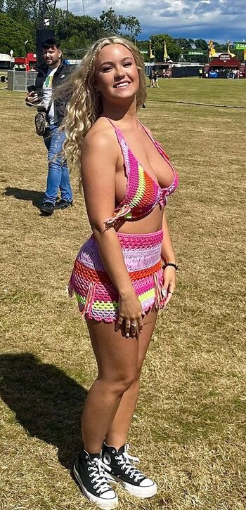 Jodie L